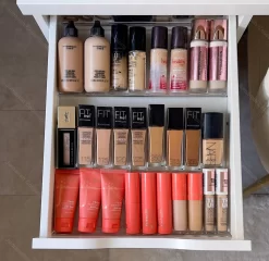 Jumanah® Collections "Sorted" Large Foundation Tray - Make Up Organizer - Ladeverdeler - Lade Organizer - Transparant - Acryl - Kunststof - Ikea Alex 5 Ladeblok