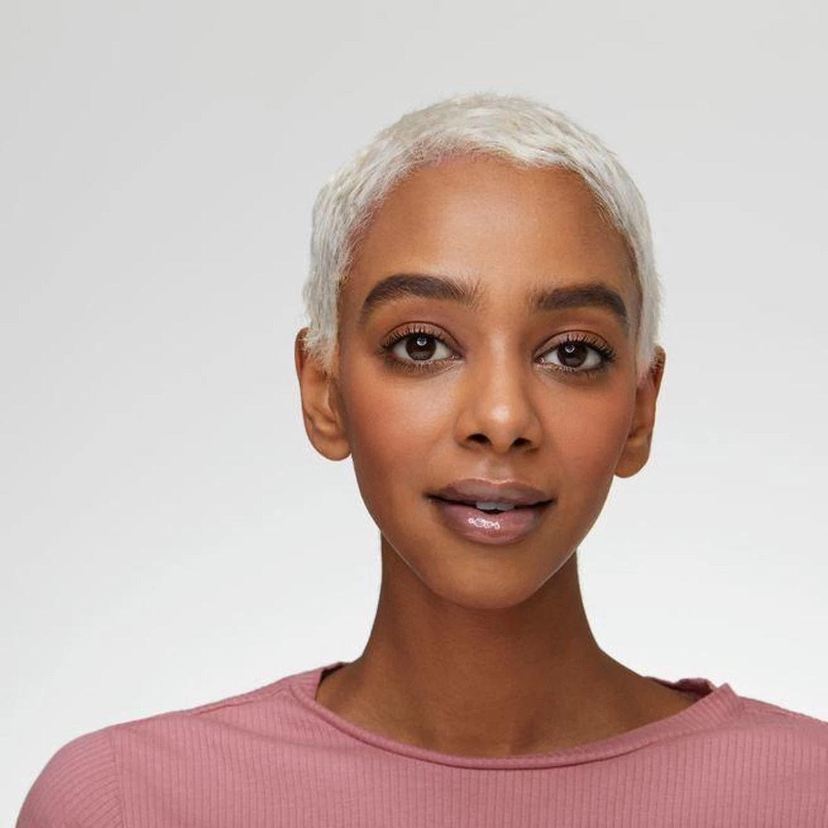 Essence Extreme Shine Volume Lipgloss 5 Ml 01 Crystal Clear - Afbeelding 5