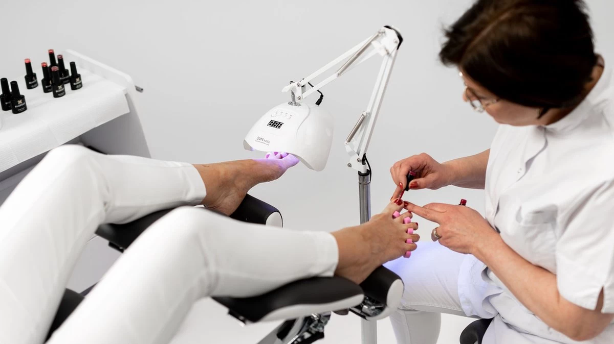 SUNfeet UV Lamp Op Statief - Lamp Voor Gelnagels 80W - LED Lamp Nagels - Gellak Lamp - Nageldroger - Wit - Afbeelding 4