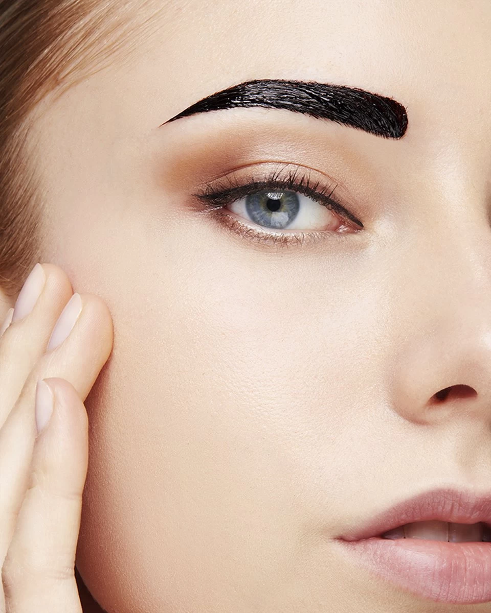 Maybelline Tattoo Brow Peel-Off Wenkbrauwgel - 3 Dark Brown - Bruin - Afbeelding 5